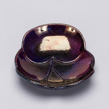 FAT, keramik, "Violetta", Birger Kaipiainen, Arabia, 1900-talets slut.
