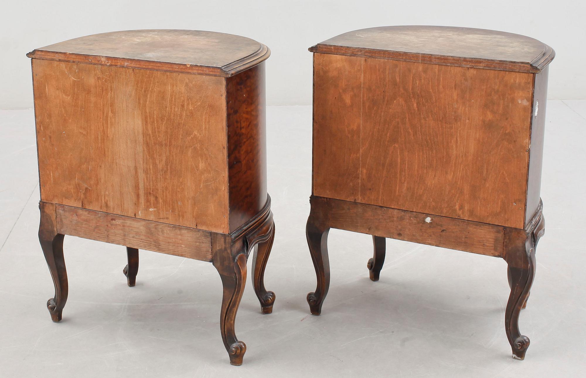 SÄNGBORD, ett par, 1930-tal.