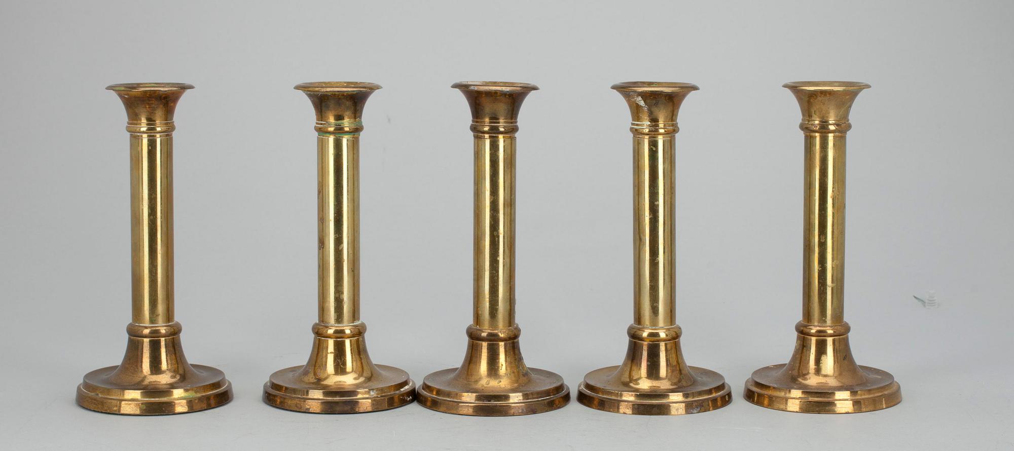 LJUSSTAKAR, 5 st, mässing, möjligen England 1900-tal.
