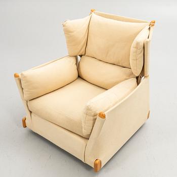 Piero de Martini, fåtölj, "Viola d'amore", Cassina, Italien, 1970-tal.