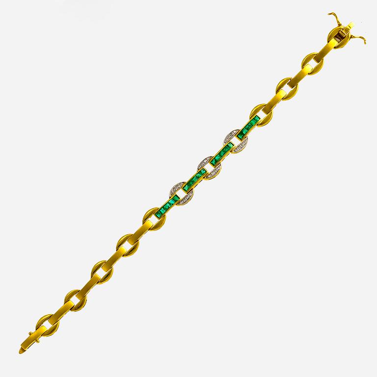 Armband, 14K guld med carréslipade smaragder och diamanter 8/8, ca 19 x 1 cm.