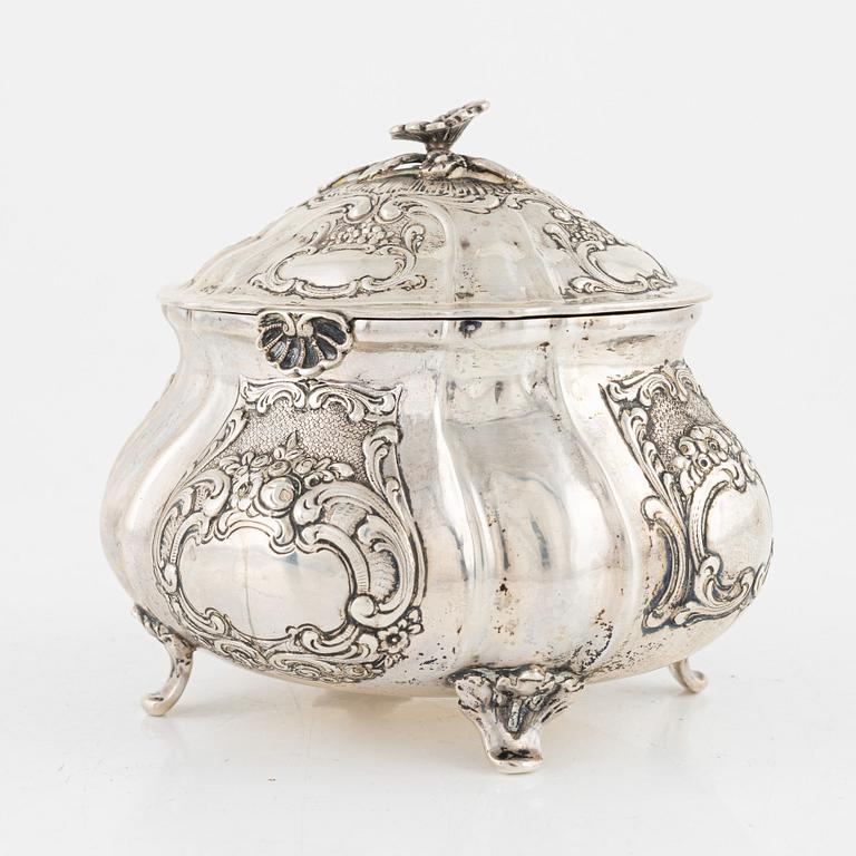 Sockerskål, rokokostil, silver, 1900-talets början, svenska importsämplar.