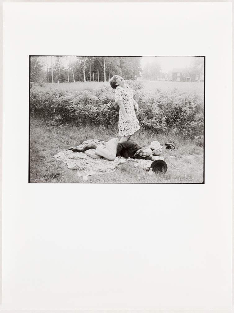 Portfolio with 10 photographs, numbered 66/110, Jubileumspärm Fotograficentrum.