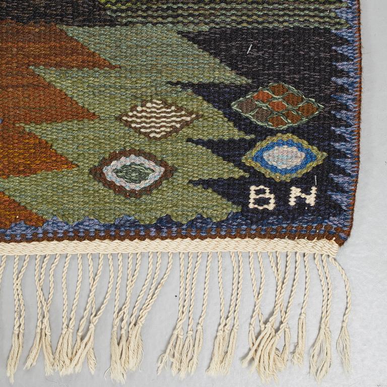 Barbro Nilsson, MATTA, "Tånga brun och grön", gobelängteknik, ca 228,5 x 171 cm,  signerad AB MMF BN.