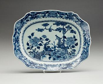 STEKFAT, porslin, Kina, Qianlong, 1700-tal.