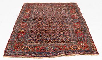 An antique Bidjar carpet, ca 251-260 x 136 cm.