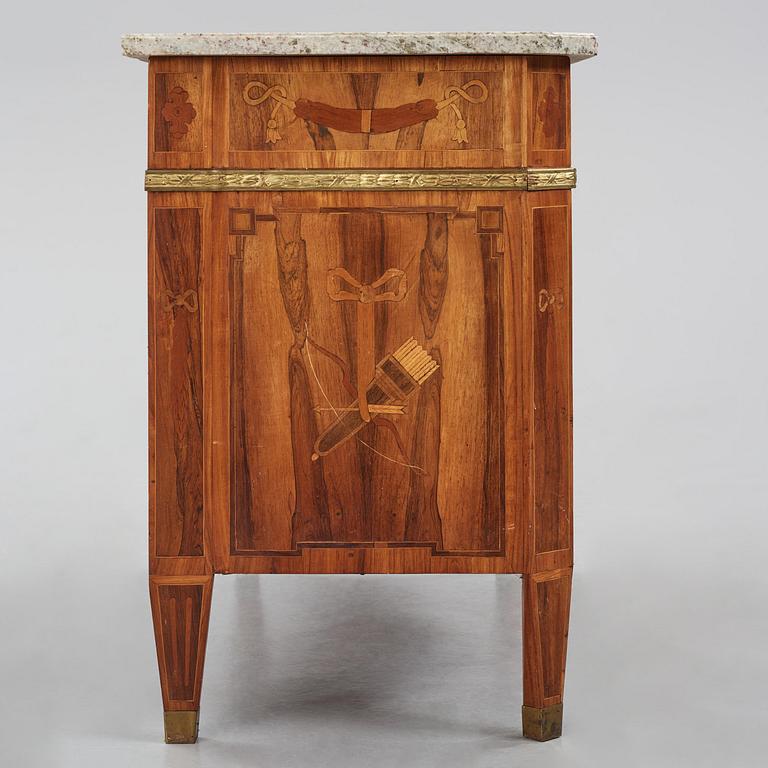 A Gustavian marquetry commode attributed to G. Foltiern (master in Stockholm 1771-1804).