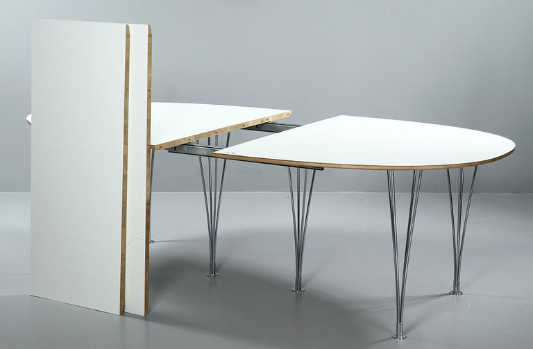 BORD, "Superellips", Bruno Mathsson och Piet Hein, Mathsson International, Värnamo, 2005.