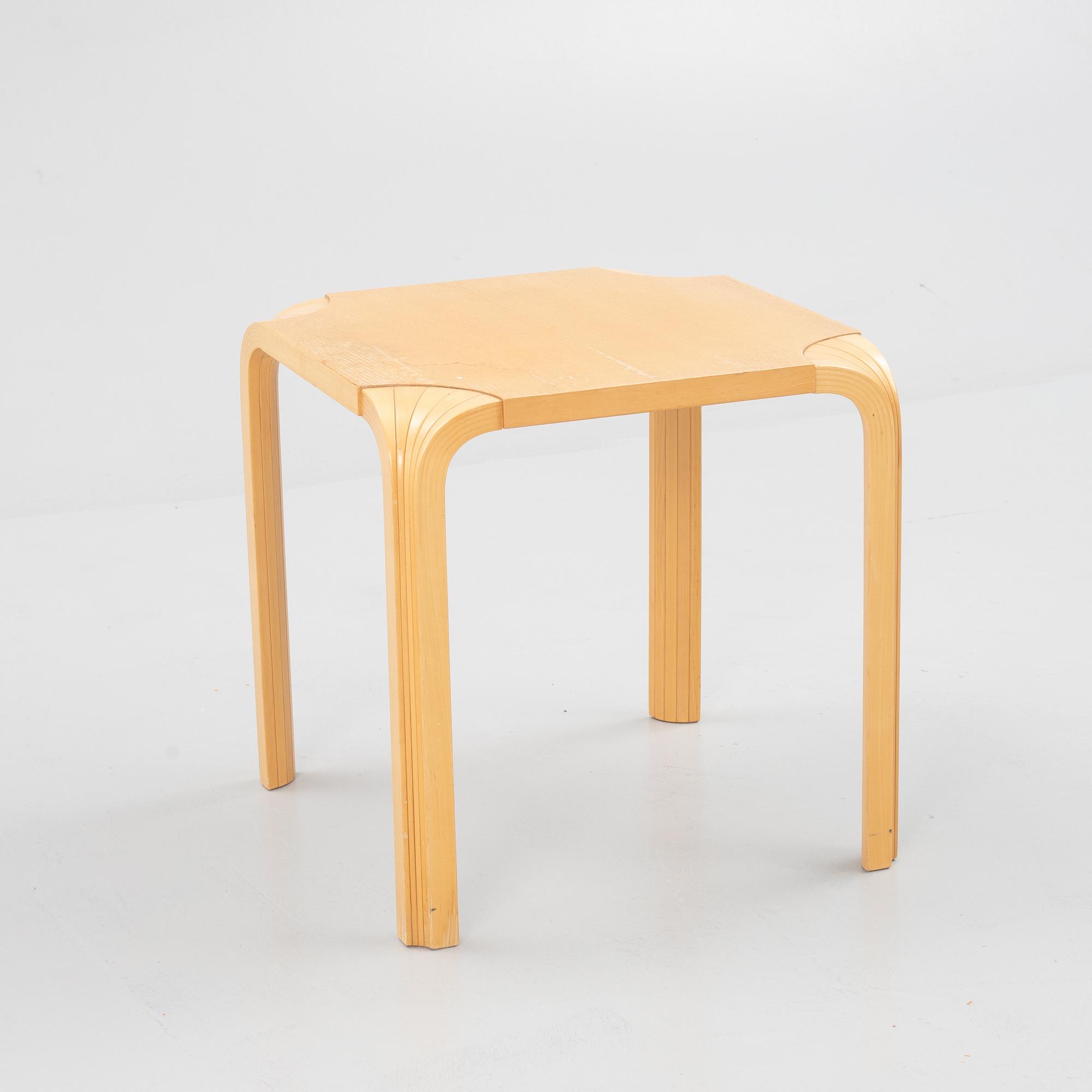 Alvar Aalto, pall X601, Artek.