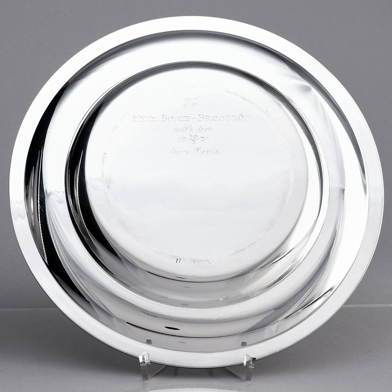 A set of 32 Swedish silver plates, marks of Ceson AB, K&EC, Göteborg and GAB, Eskilstuna, 1969-1974.