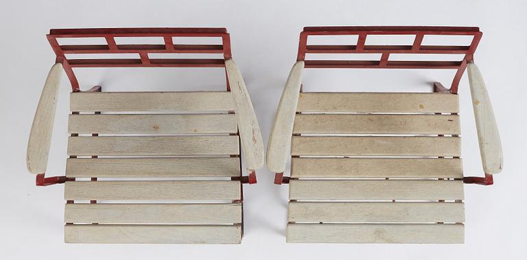 Carl Hörvik, a pair of garden chairs, possibly produced by Thulins vagnfabrik, Skillingaryd.