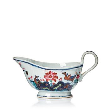 625. A famille rose "tobacco leaf" sauce boat, Qing dynasty, Qianlong (1736-95).