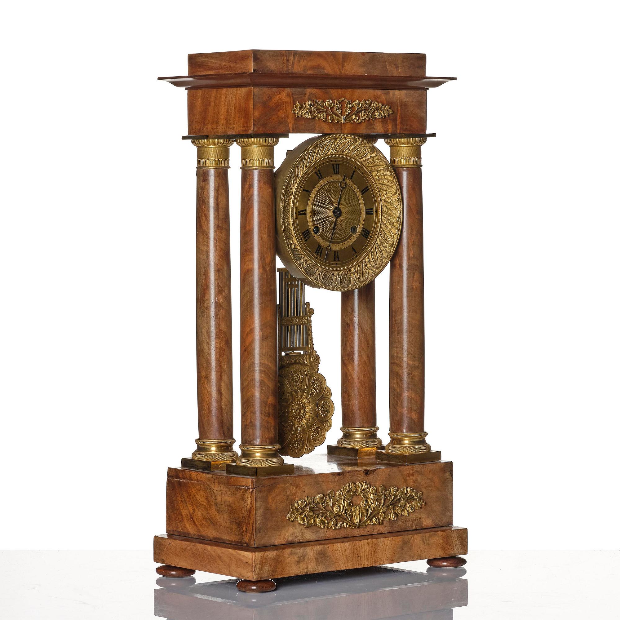 Bordspendyl. Frankrike, 1800-talets början, Empire.