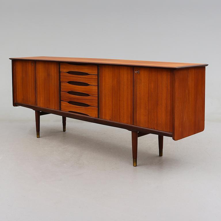 SIDEBOARD, 1900-talets andra hälft.