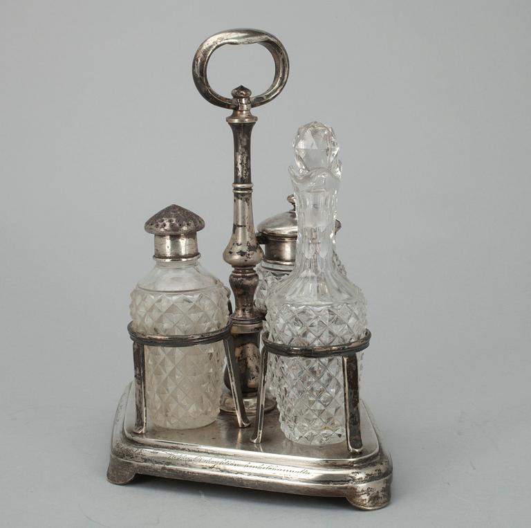 BORDSSURTOUT, silver och glas, Grachev, St. Petersburg Ryssland 1896.