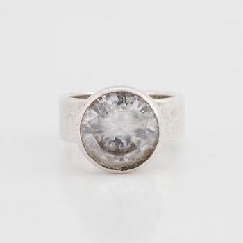 Cecilia Johansson, ring silver with synthetic white spinel.