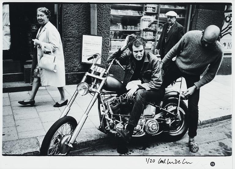 Carl Johan De Geer, photograph, signed 1/20.