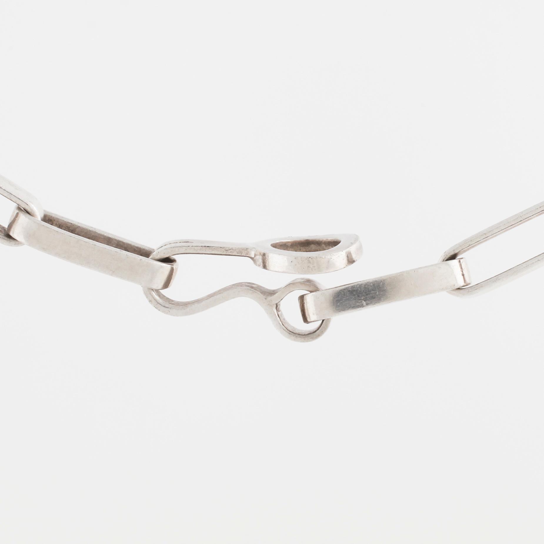 KARL-INGEMAR JOHANSSON, Göteborg, 1969, a necklace.