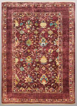 A carpet, Zeigler design, ca 244 x 177 cm.