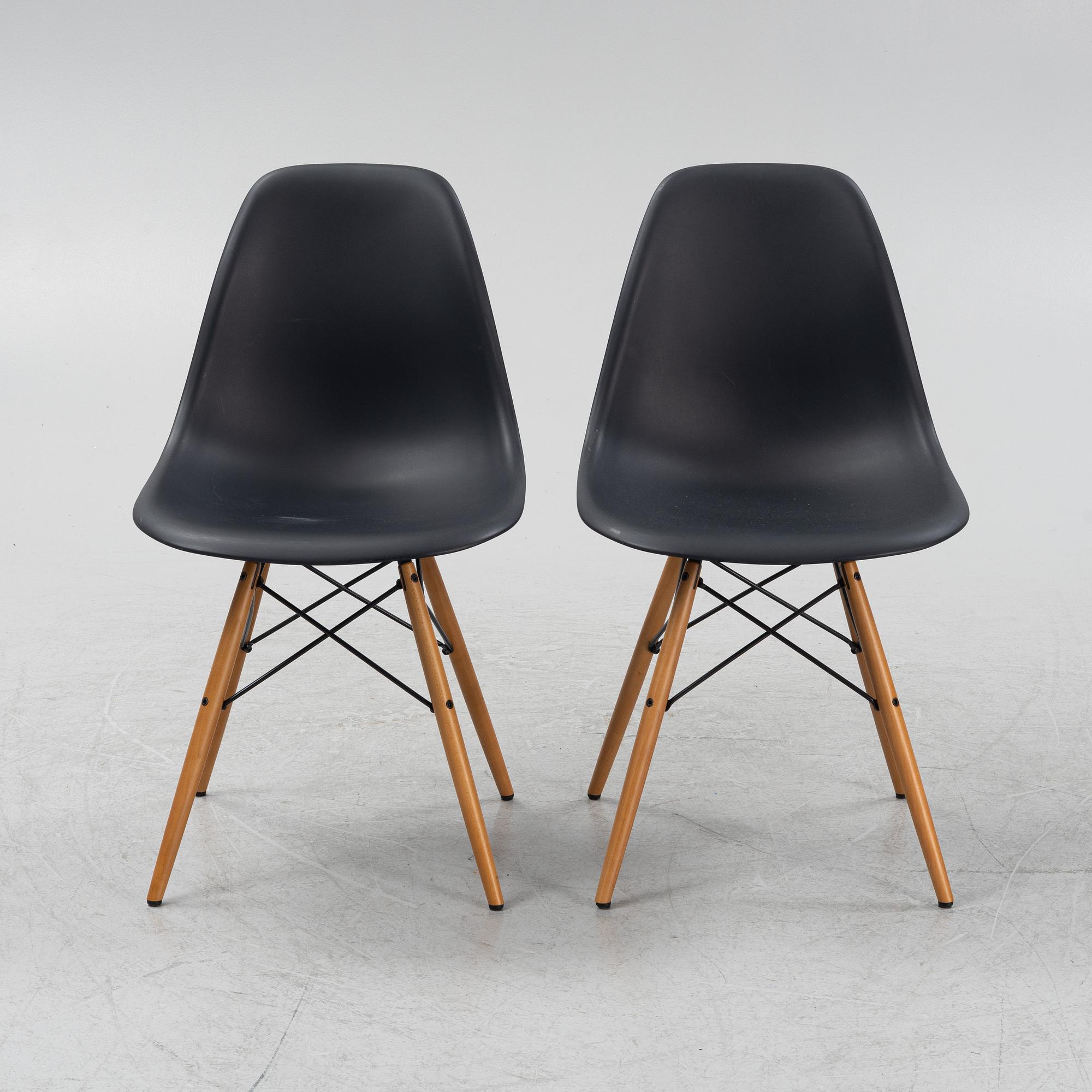 Charles & Ray Eames, stolar, 2 st, "Plastic Chair DSW", Vitra, 2015.