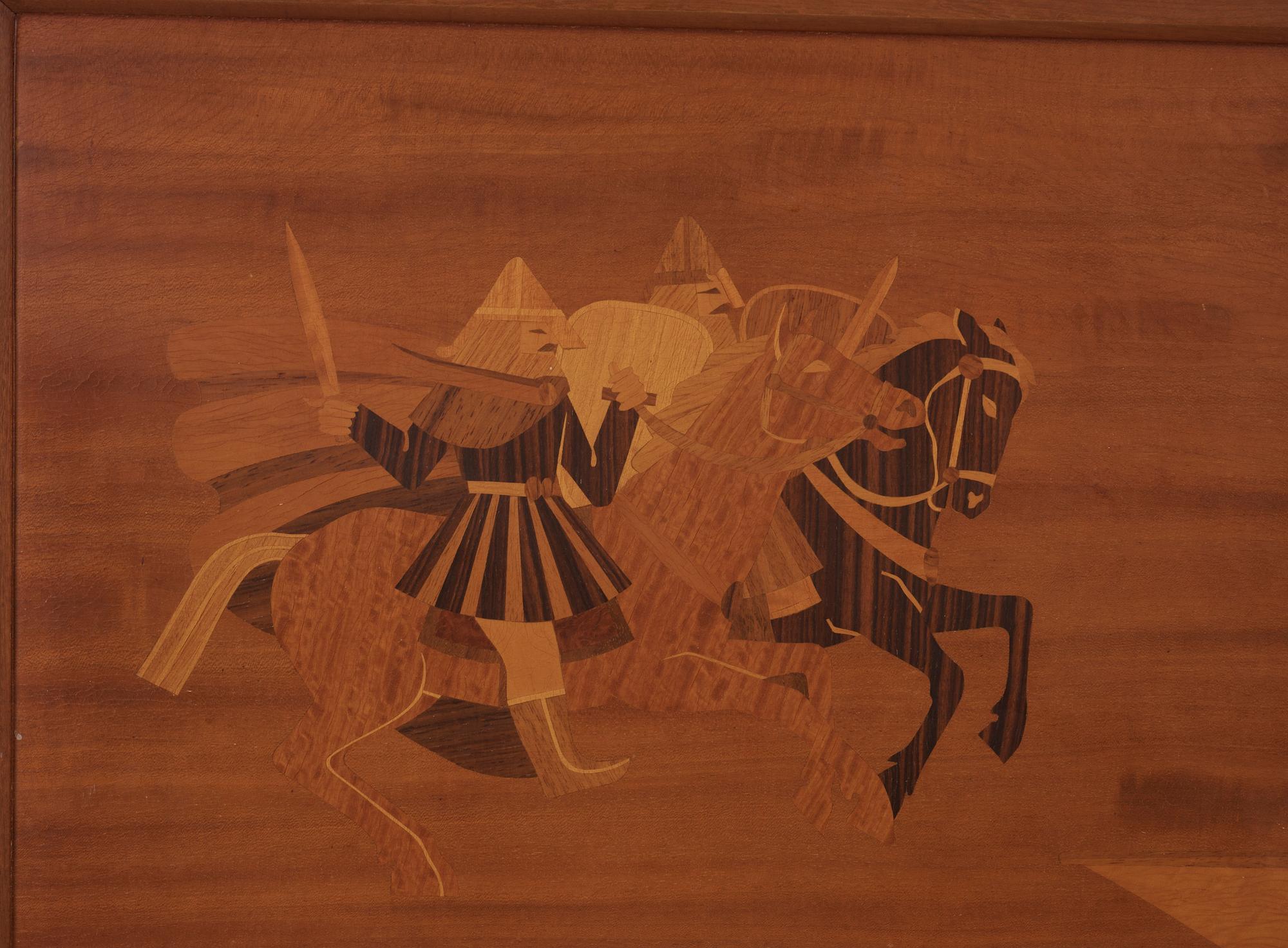 SKÅP, "Vikingar", Erik Mattsson, Mjölby Intarsia, A.B Westbergs Möbler i Tranås, 1940-tal.