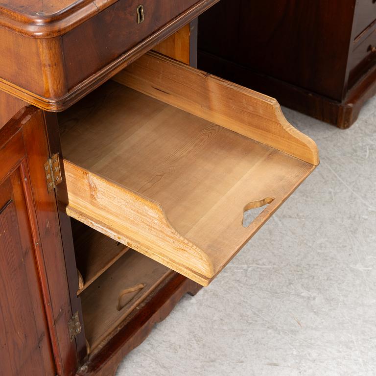 August Saul, skrivbord, Stockholm, 1800-tal.