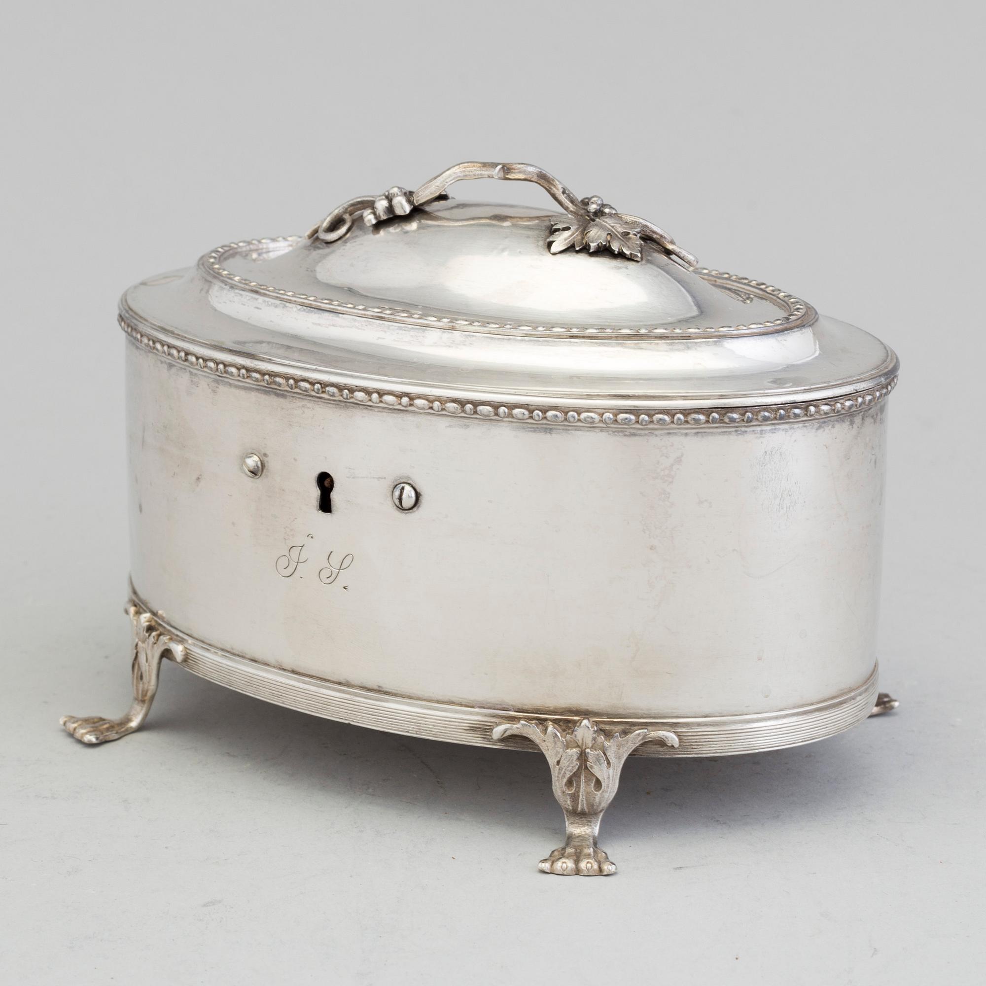 A silver sugar box by ADOLF ZETHELIUS, Stockholm 1814.