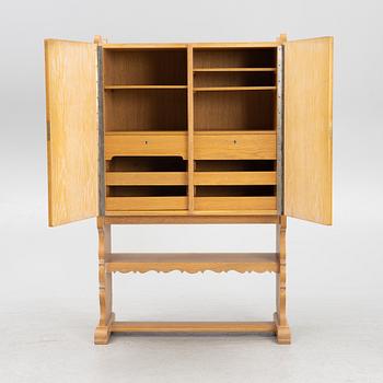 An oak cabinet, Swedish Modern, 1940's/50's.