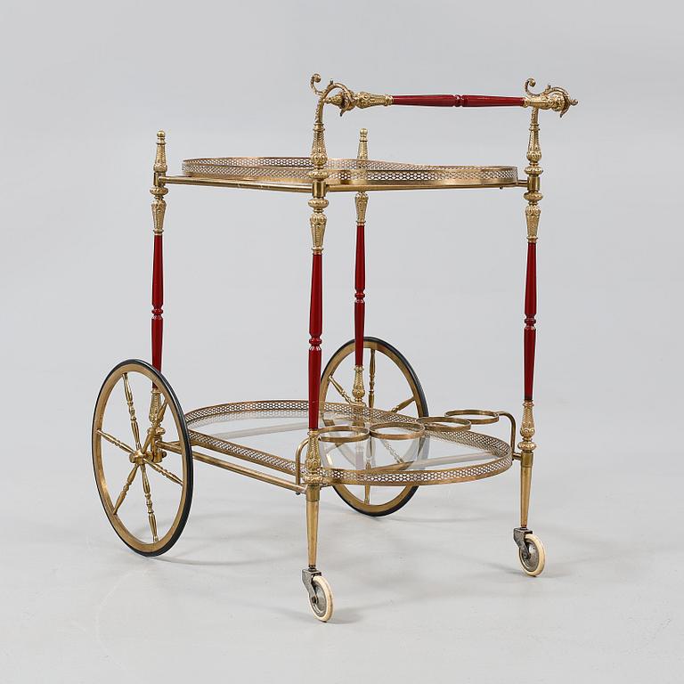 SERVERINGSVAGN, 1900-talets andra hälft.