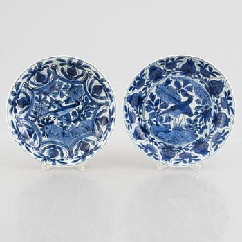 Two similar Chinese blue and white porcelain dishes, Ming dynasty, Wanli (1572-1620).