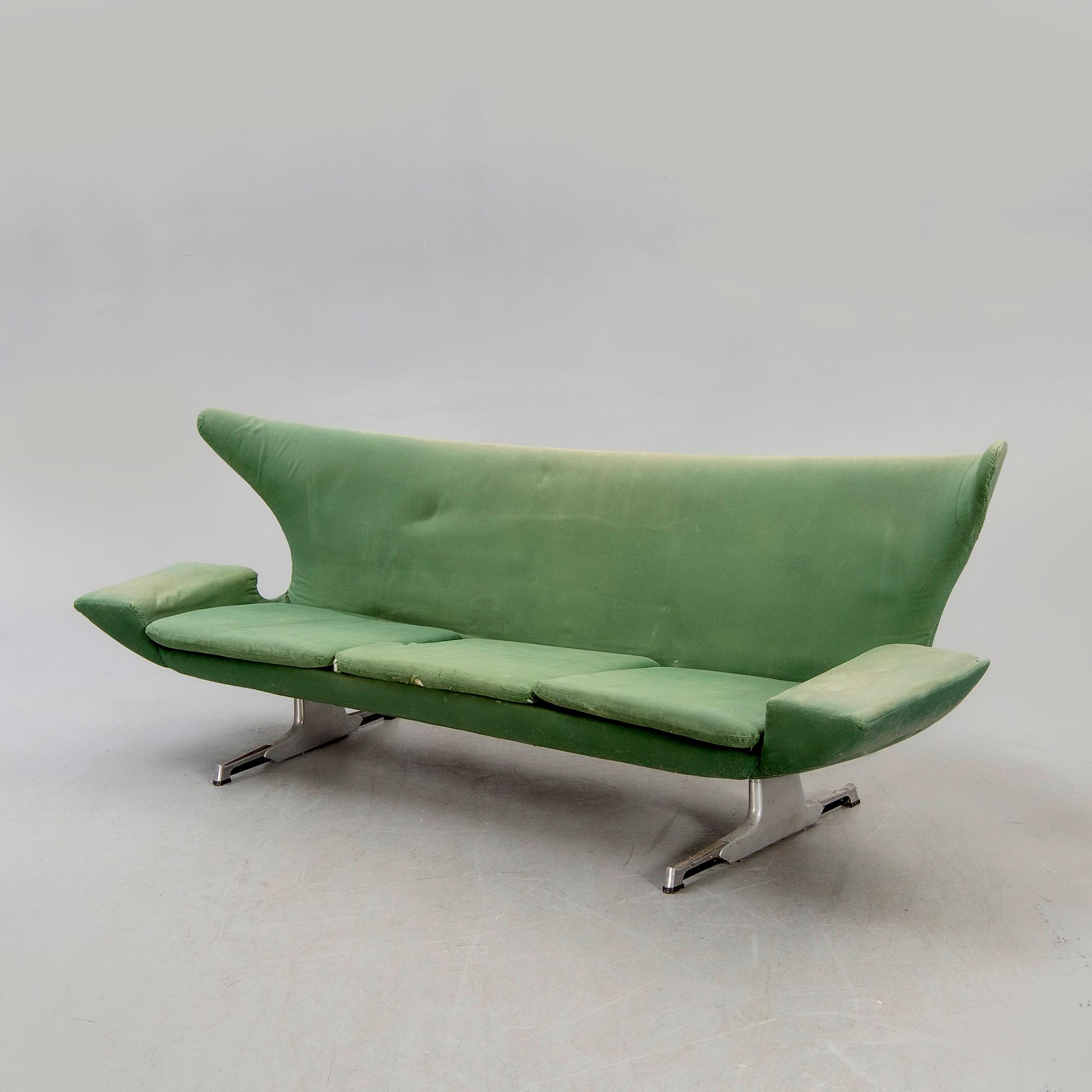 Probably a Hans Erik Johansson sofa 1960:s for Westberg Furniture, Tranås Sweden.