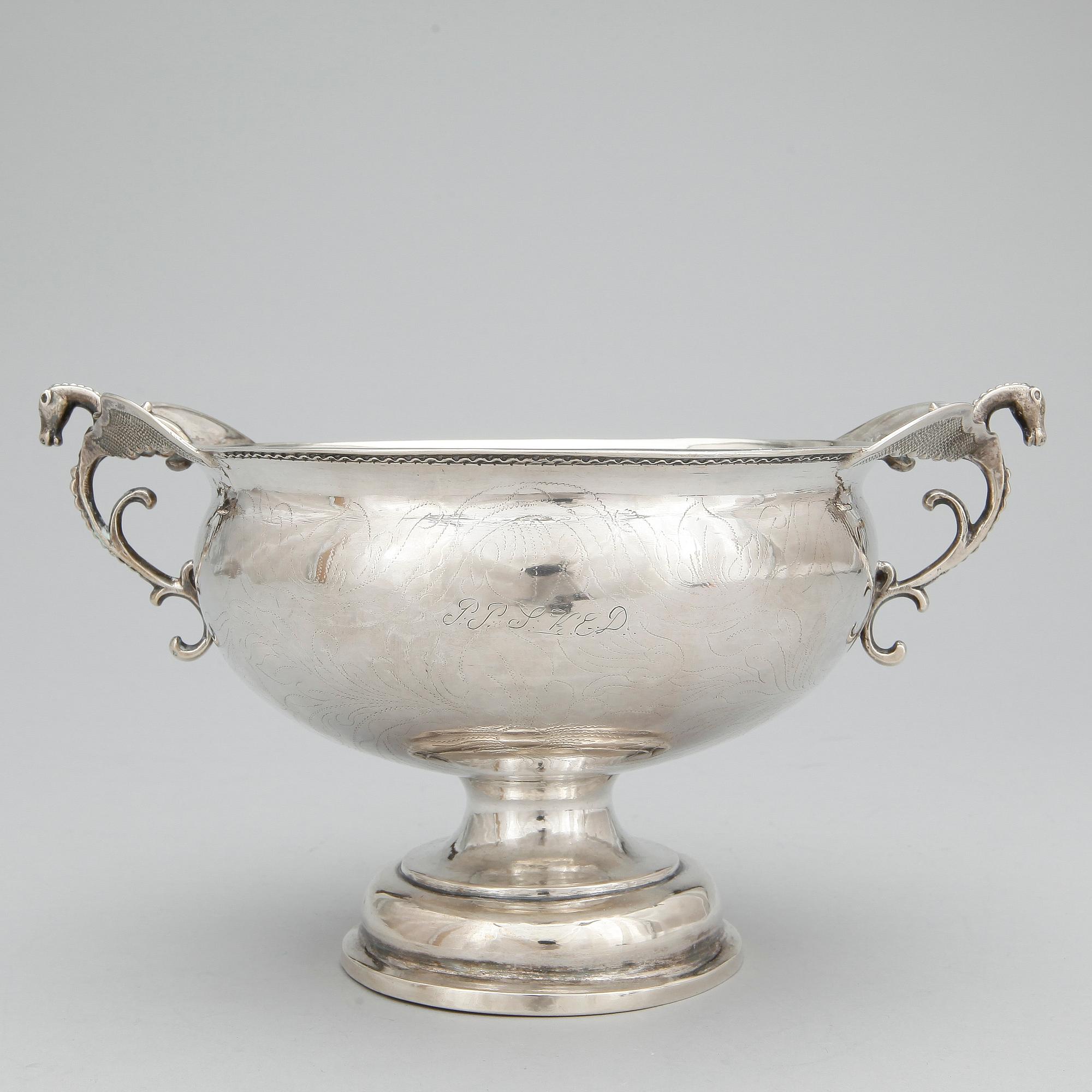 BRÄNNVINSSKÅL, silver, Christoffer Bauman, Hudiksvall, 1780. Vikt ca 318g.