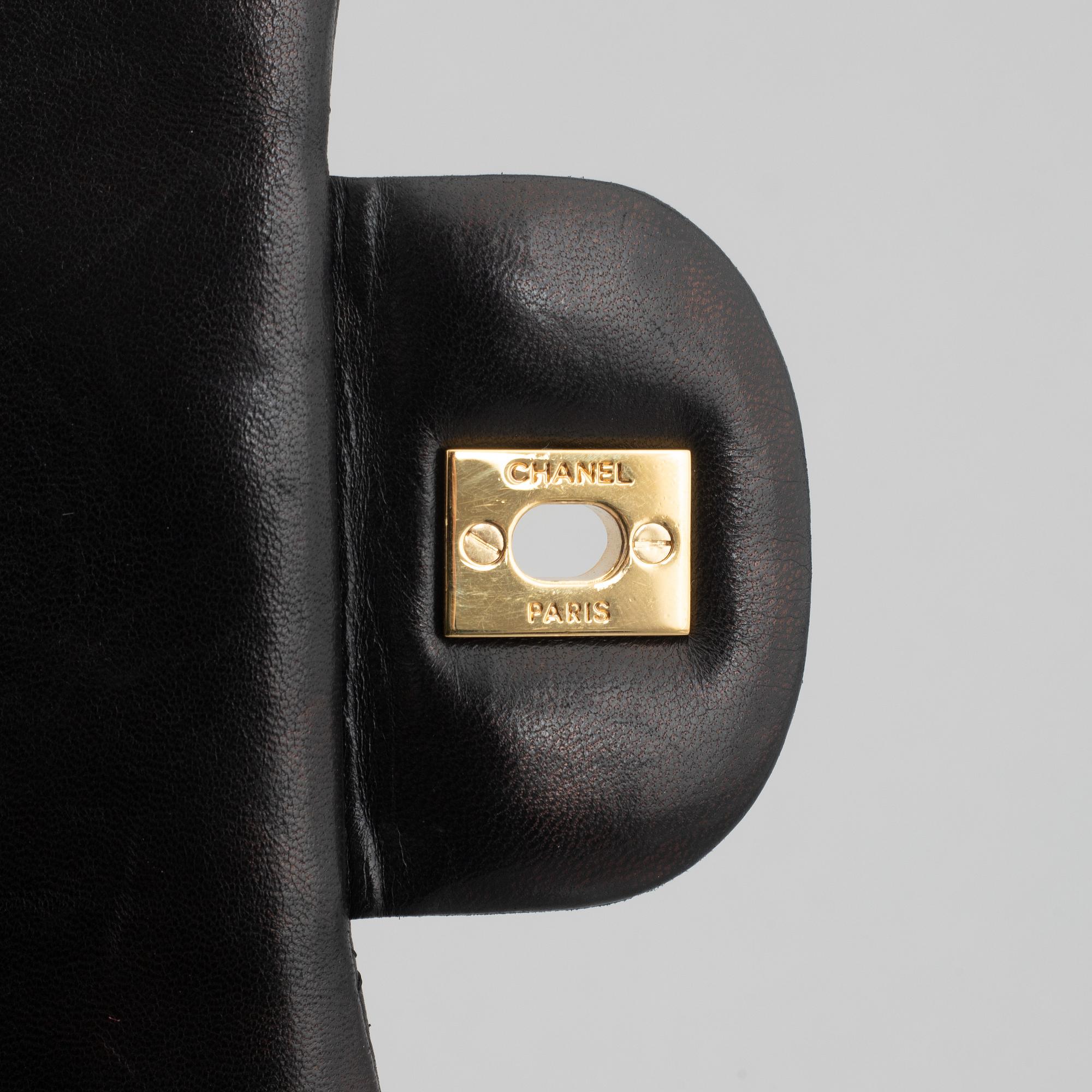 Chanel, väska, "Maxi Classic Flap Bag", 2009-10.