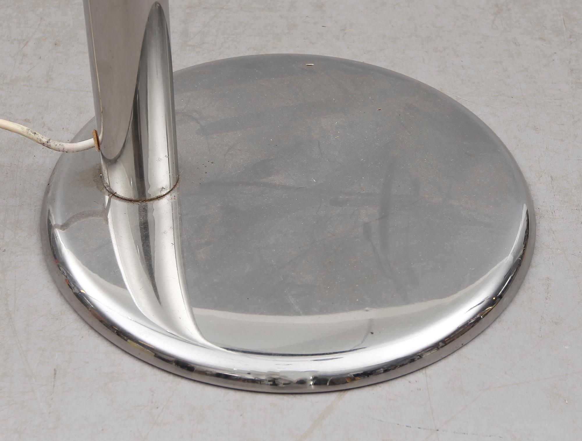 GOLVLAMPA, 1900-talets andra hälft.