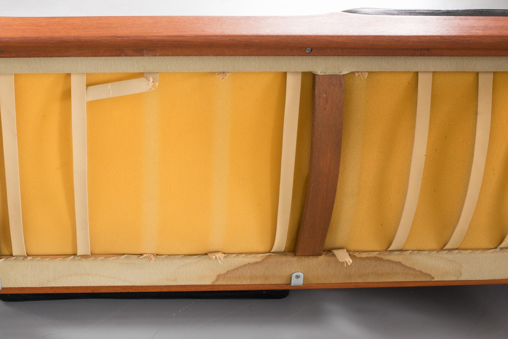 A OLE WANCHERS SOFA "SENATOR" FOR FRANCE & SON, DENMARK.