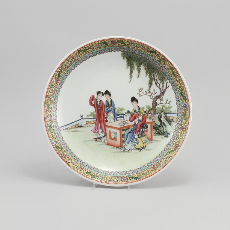 FAT, porslin, Kina, 1900-talets andra hälft/modern tillverkning.