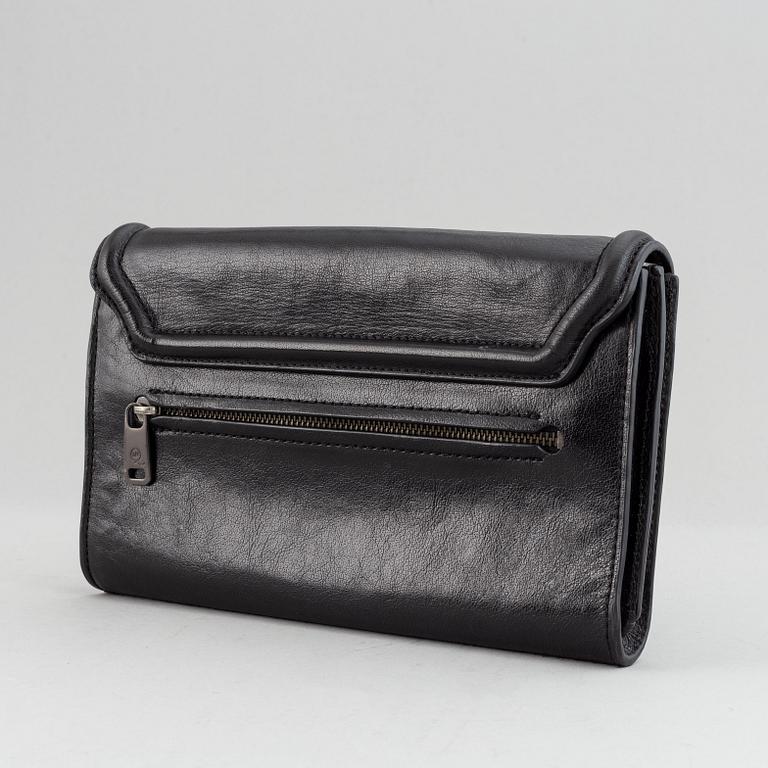 Alexander McQueen, clutch.