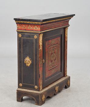 KONSOLSKÅP, boullearbete. Napoleon III, Frankrike 1800-tal.