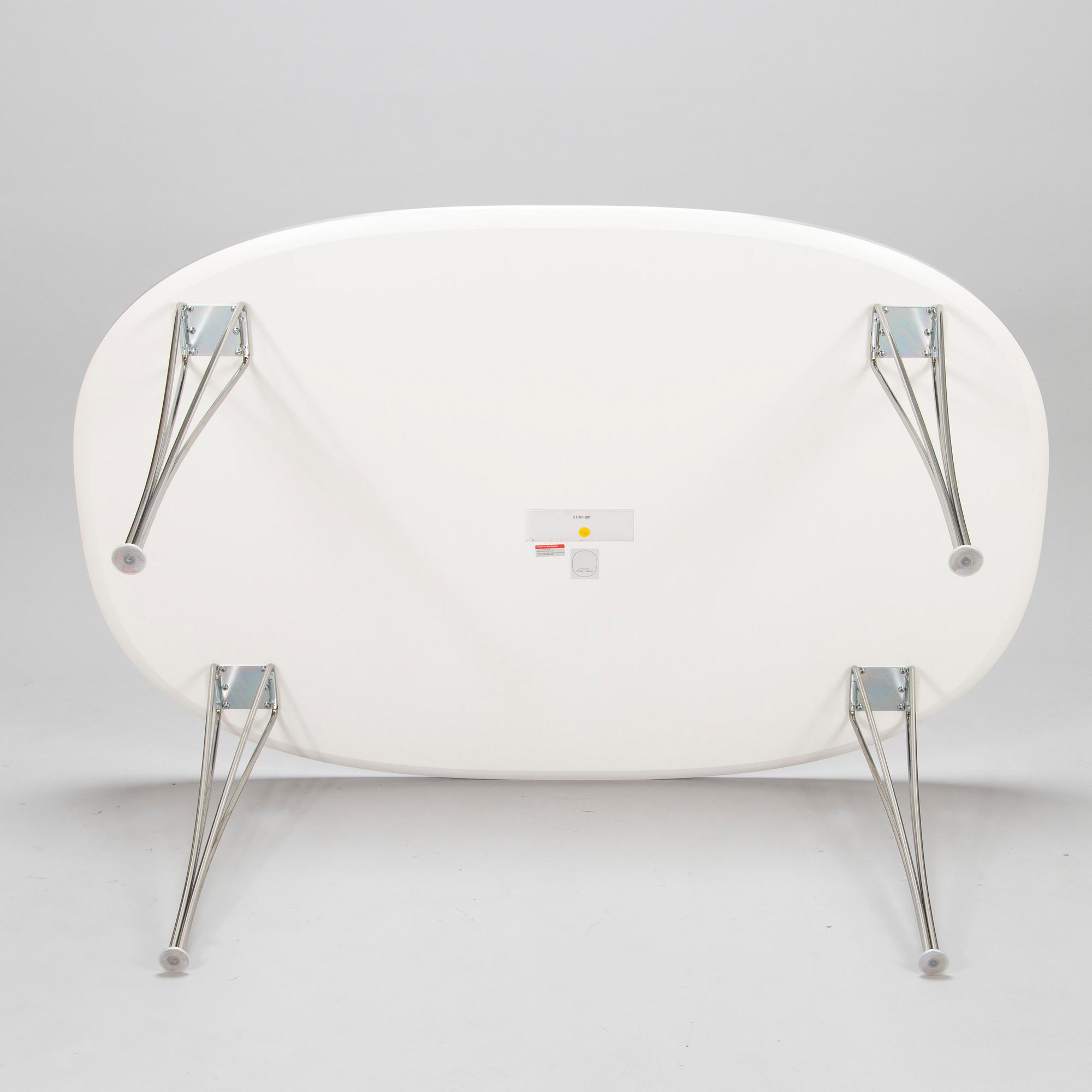 Bruno Mathsson & Piet Hein, matbord, "Superelips" Fritz Hansen, Danmark.