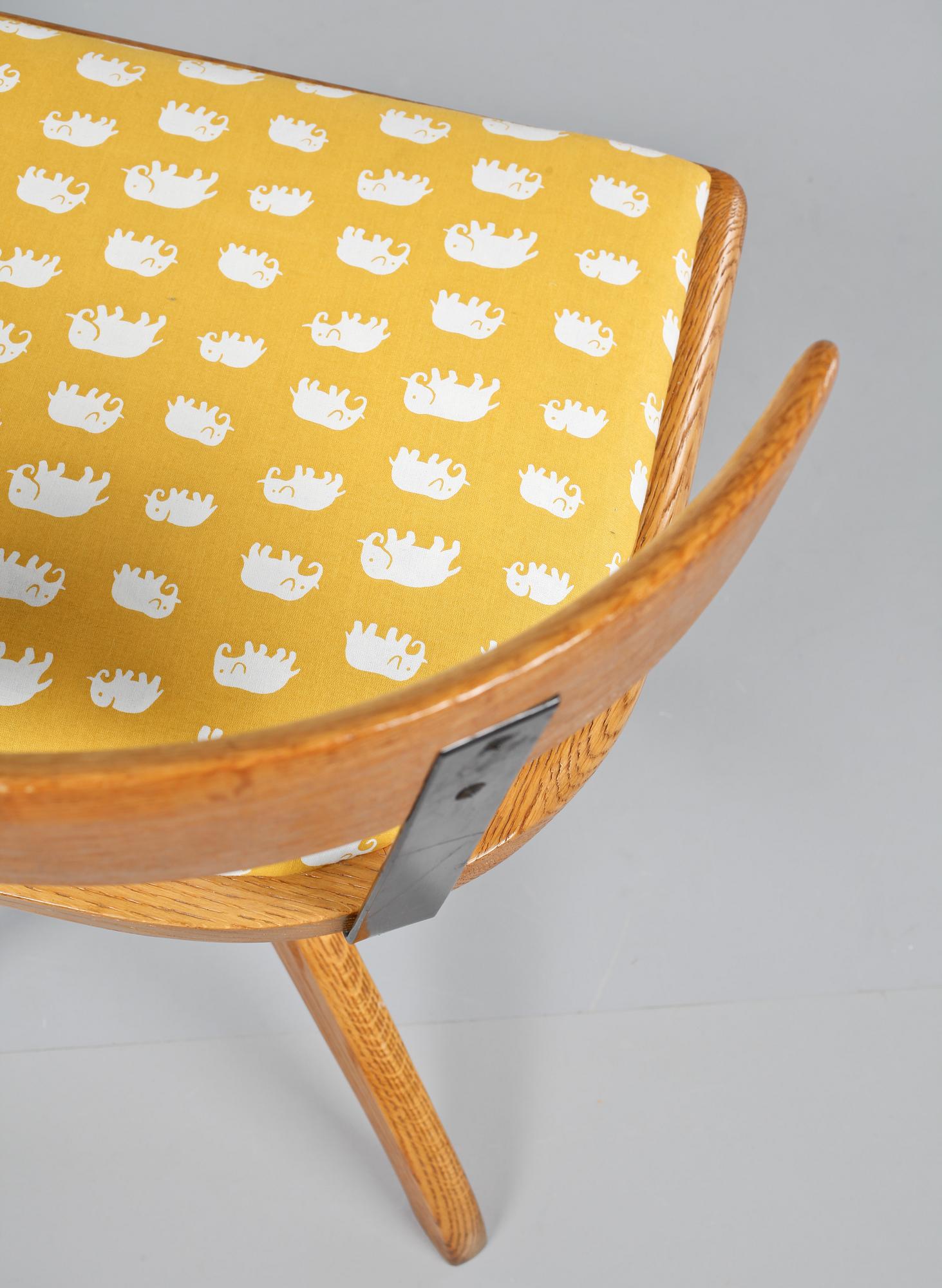 SKRIVBORDSSTOL, omkring 1900-talets mitt.