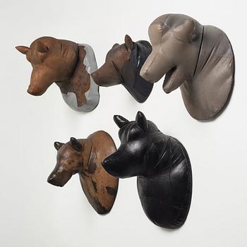 Linda Bäckström, "Wolf heads" (5).