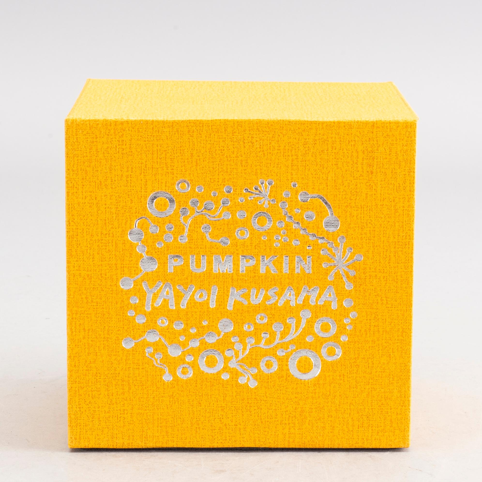 YAYOI KUSAMA, efter, objekt/multipel, "Pumpkin", utgiven av Benesse Holdings Inc., Naoshima, Japan, 2013. Stämplad.