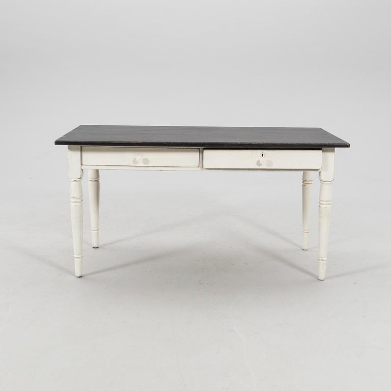 Kitchen table/work table around 1900.