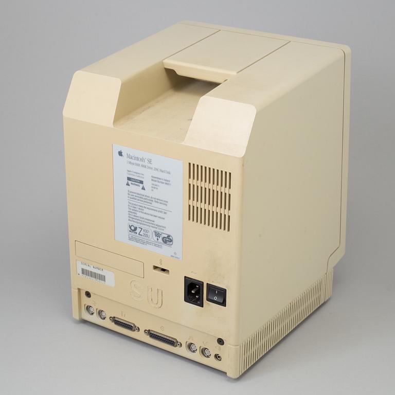 An Apple computer Macintosh SE, model M5011, Apple Computer Inc. USA, 1980s.