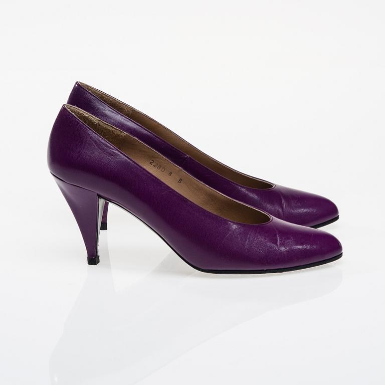 KENGÄT, Charles Jourdan.