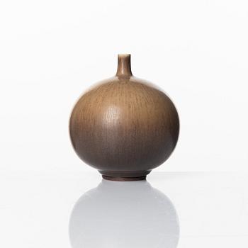 Berndt Friberg, a stoneware vase, Gustavsberg studio, Sweden 1961.