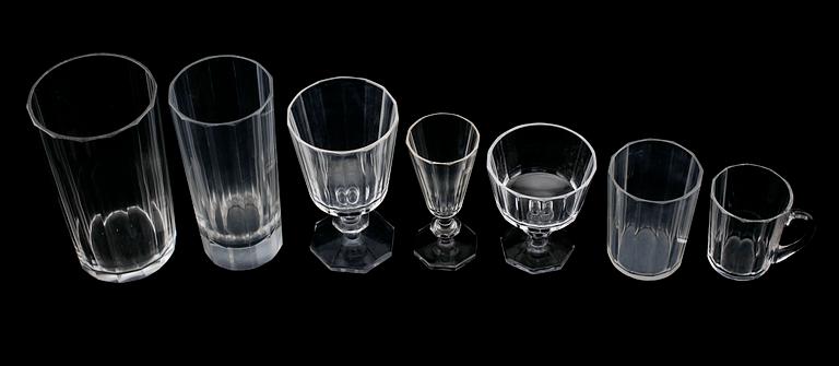 GLASSERVIS, 50 delar, "Karlberg", Elis Bergh, Kosta, 1900-tal.