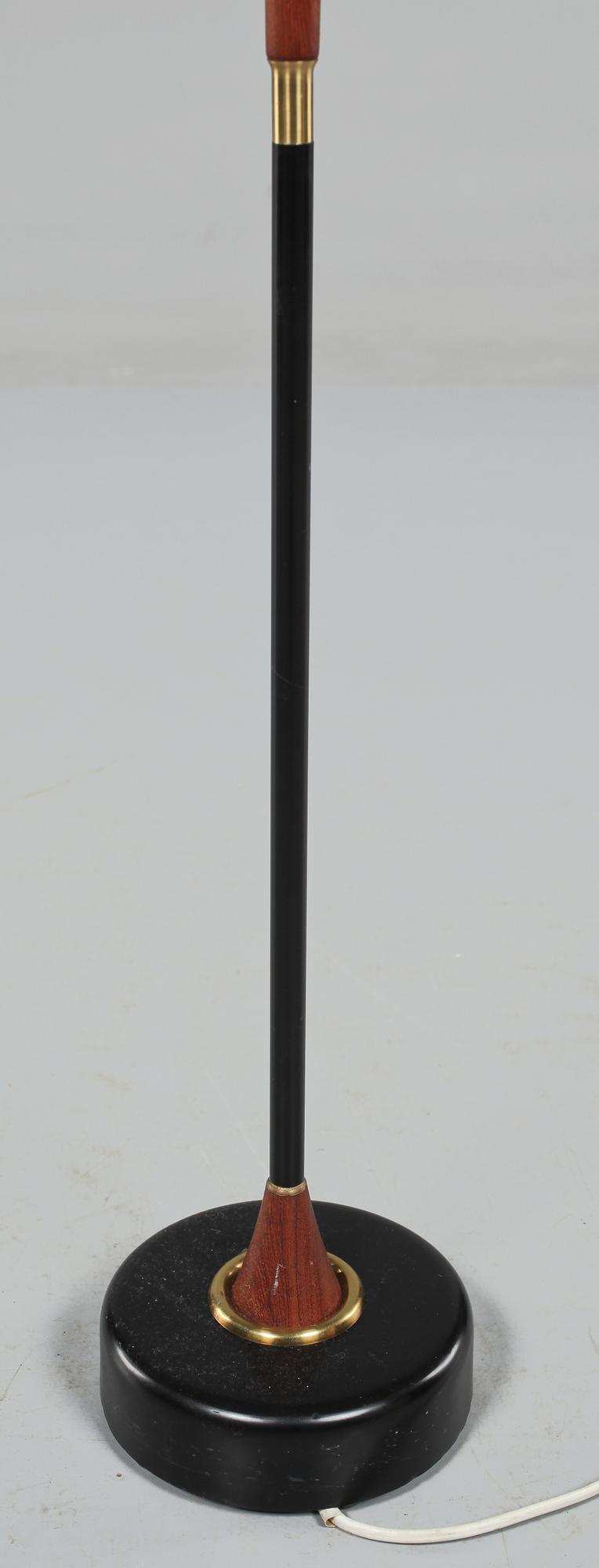 GOLVLAMPA, Eskilstuna, 1900-talets andra hälft.