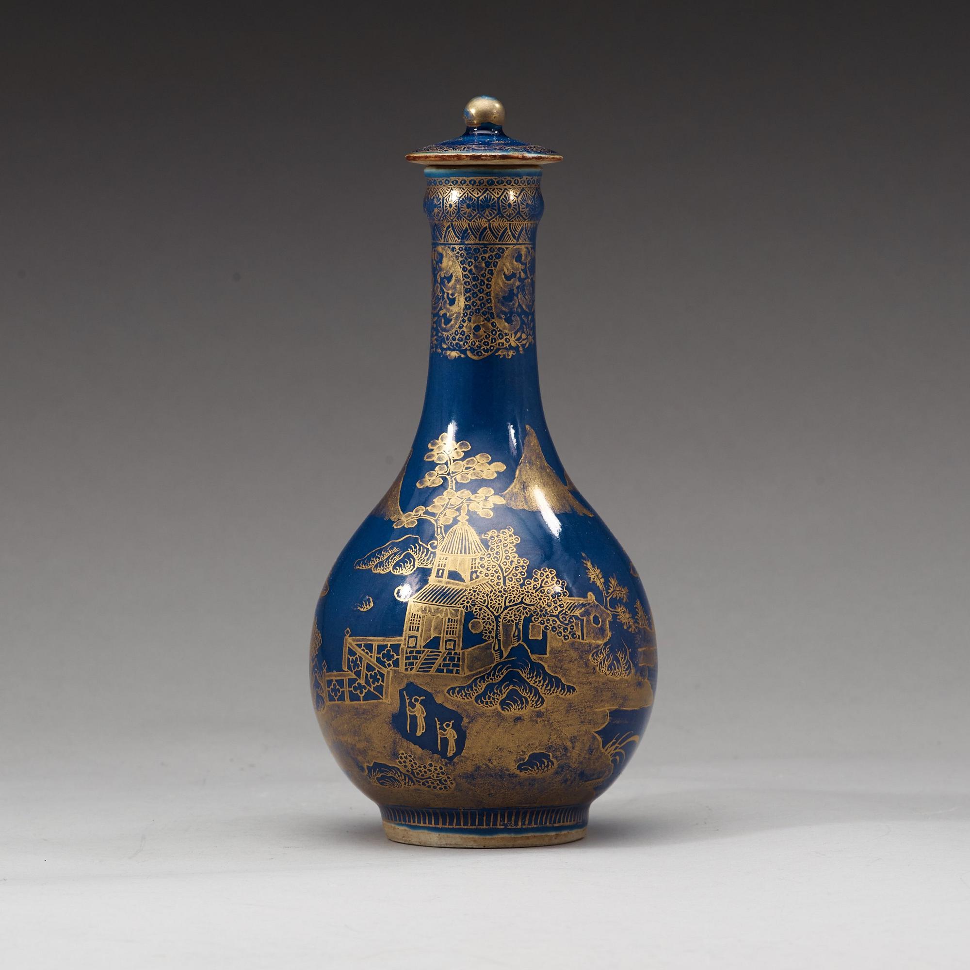FLASKA med LOCK, porslin. Qingdynastin, 1700-tal.
