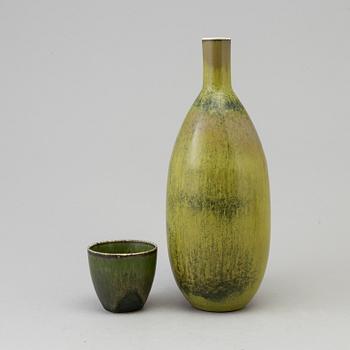 CARL-HARRY STÅLHANE, a stoneware vase and bowl from Rörstrand, signed and dated -54 and -58.